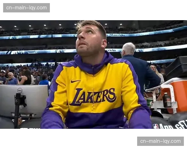 独行侠客场挑战篮网，东契奇率队冲击季后赛席位