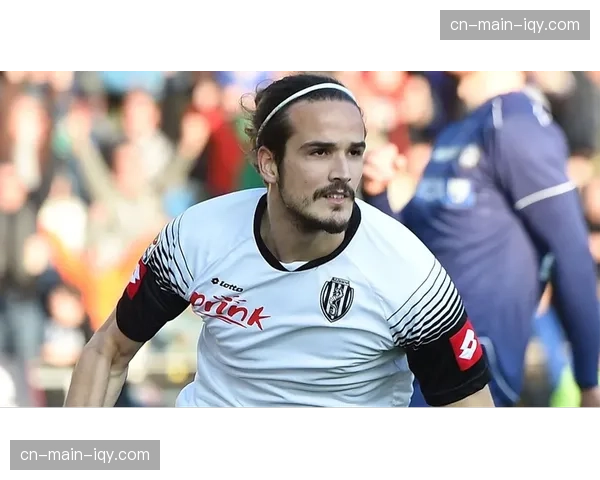 “闪电战”失利：复盘萨勒尼塔纳开场十分钟连丢两球的防守崩盘