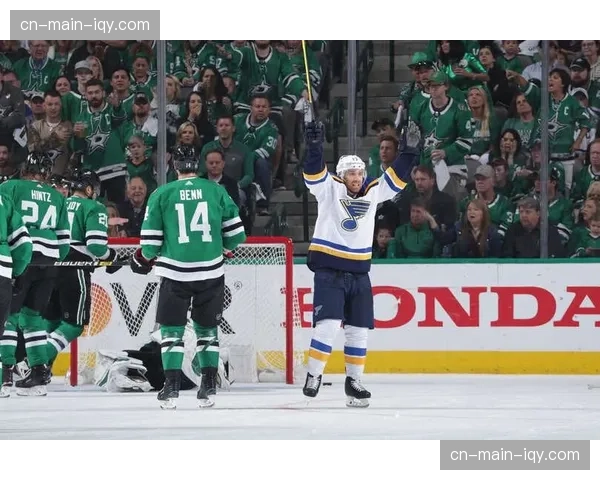 “NHL斯坦利杯季后赛席位争夺进入白热化，东部三队战绩持平”