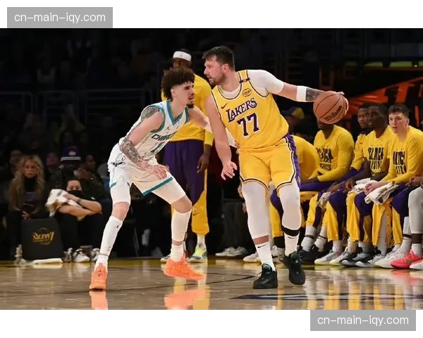 数据分析：湖人三分球命中率较常规赛暴跌，成出局主因